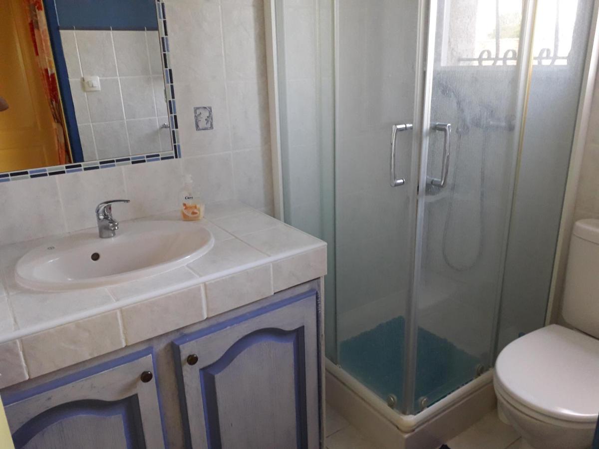 Lauriers Roses Bed & Breakfast Puisserguier Екстериор снимка